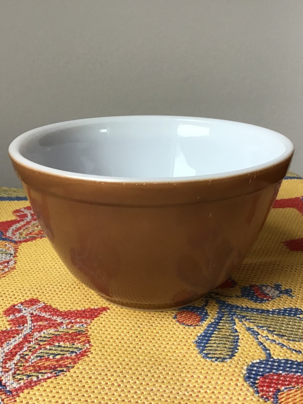 Pyrex Vintage Mixing Bowl Brown #401 1.5 Pint Corning Glass USA